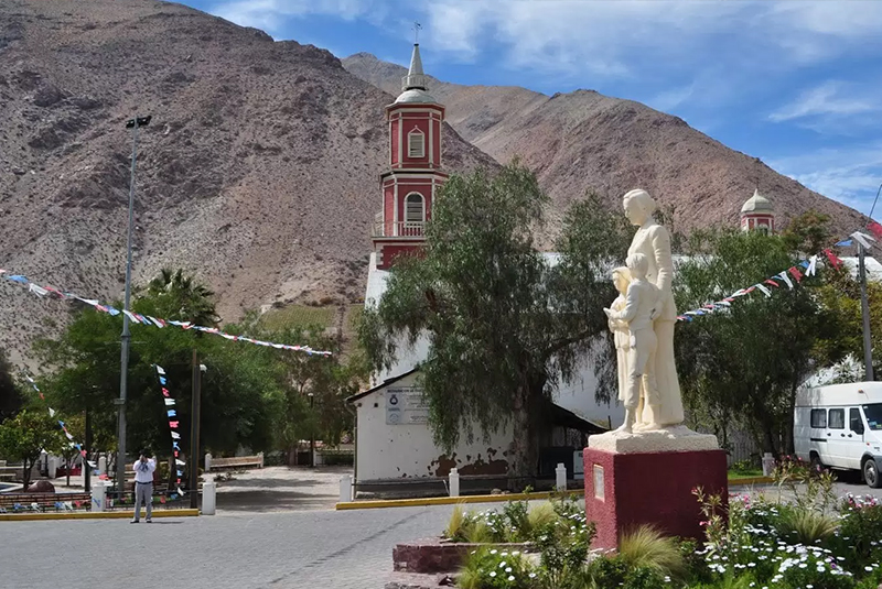 Centro Turístico Los Artesanos de Cochiguaz